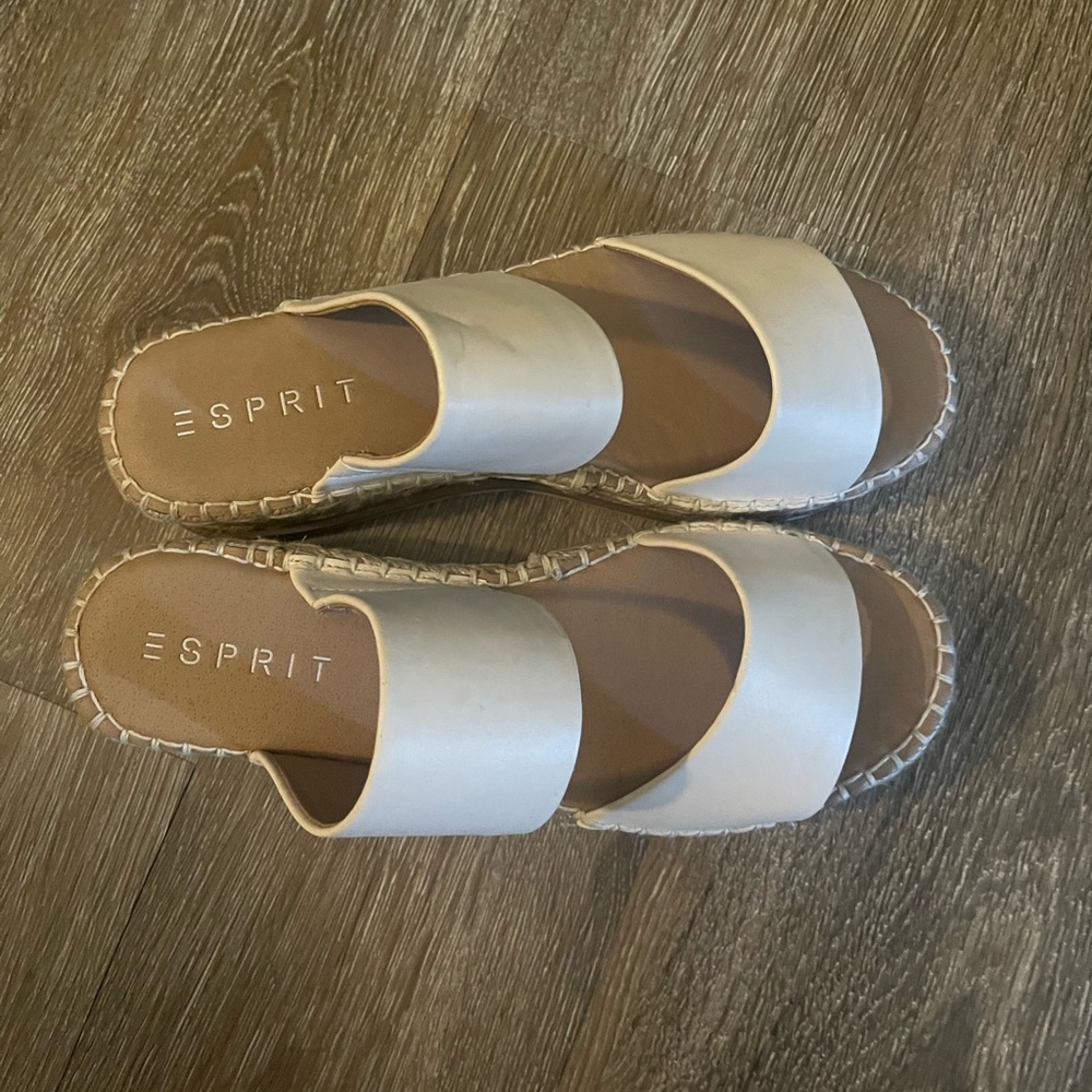 Esprit platform sandals